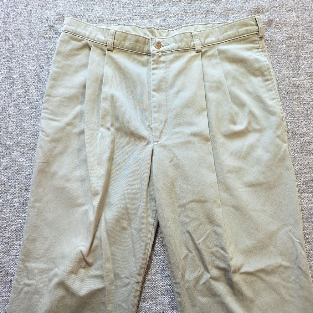 Vintage DuxBak khaki grey men's trousers pants Size 36x29. 100% cotton.  Outdoor